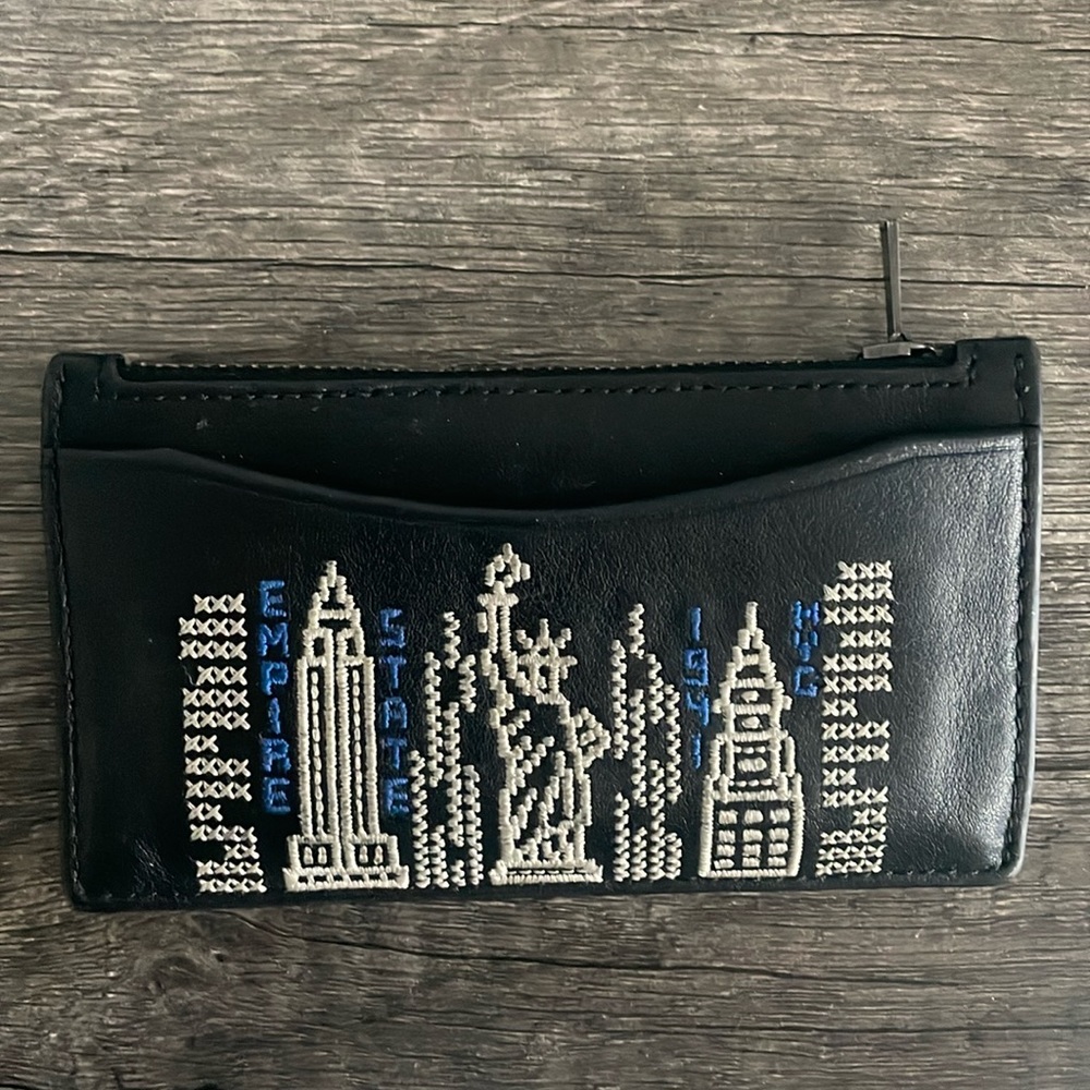 NYC coach wallet / card holder